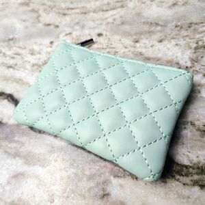 Mini Quitled Puff Lightweight Card Holder